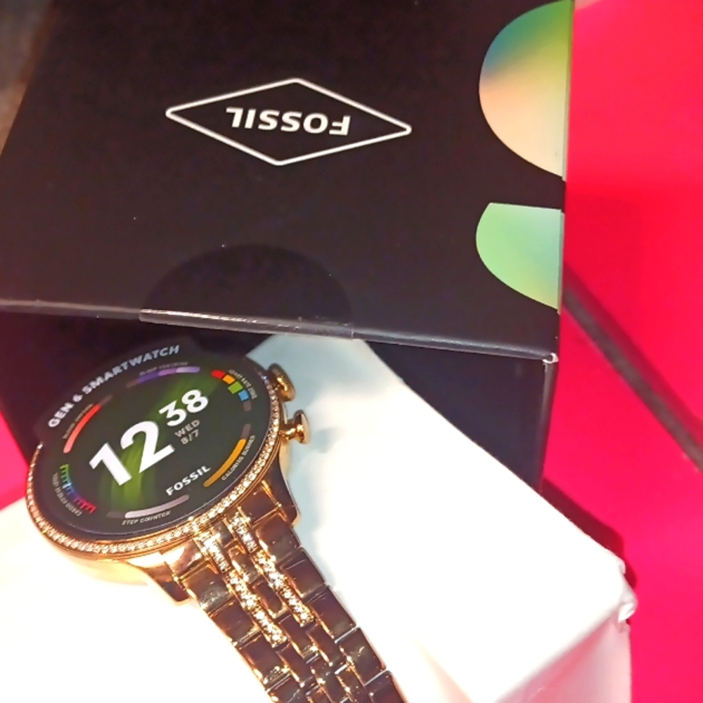 Fossil Gen6 Smartwatch - Picture 3 of 8